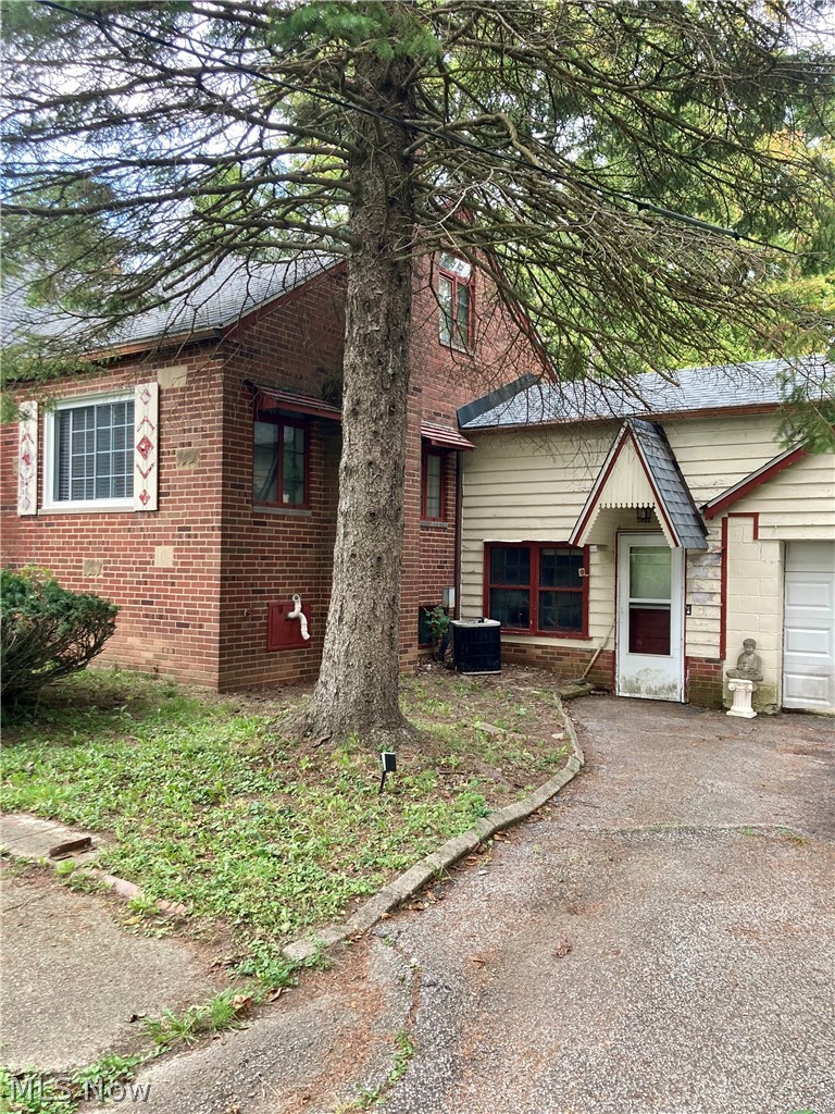 5345 Mardale Avenue Bedford Heights OH 44146