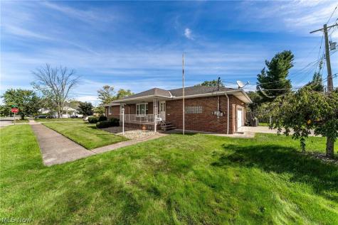 2502 E 35th Street Lorain OH 44055