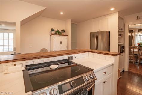 2412 University Avenue NW Canton OH 44709