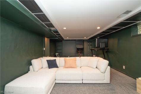 2412 University Avenue NW Canton OH 44709