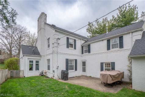 2412 University Avenue NW Canton OH 44709