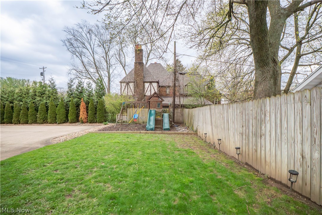 2412 University Avenue NW Canton OH 44709