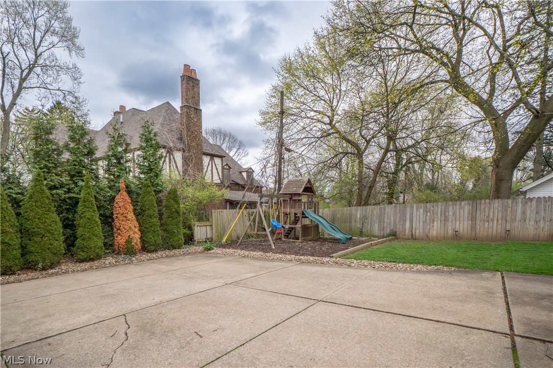 2412 University Avenue NW Canton OH 44709