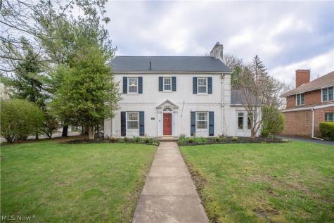 2412 University Avenue NW Canton OH 44709