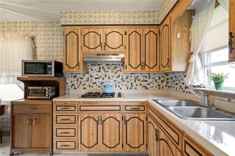 1849 Empire Road Wickliffe OH 44092