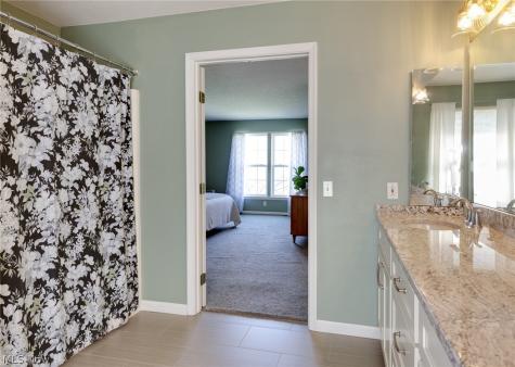 5178 Glenmoore Way Medina OH 44256