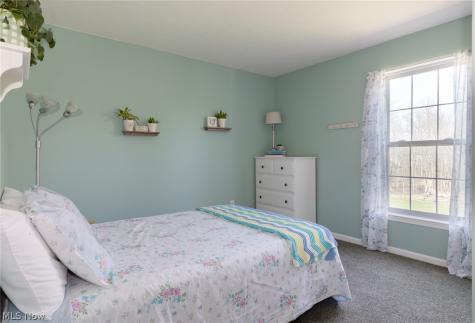5178 Glenmoore Way Medina OH 44256