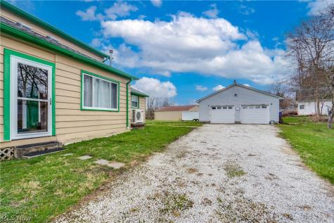 1314 Bank Street Atwater OH 44201