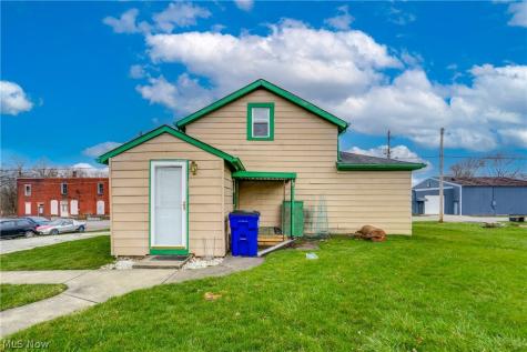 1314 Bank Street Atwater OH 44201