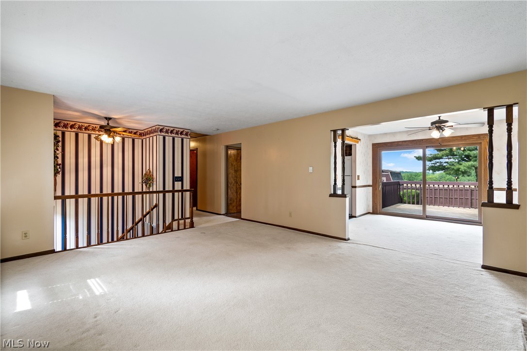 11033 Santa Fe Trail NE Hartville OH 44632