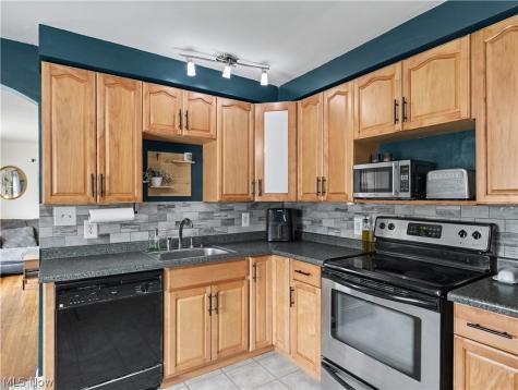 6106 Pelham Drive Parma OH 44129