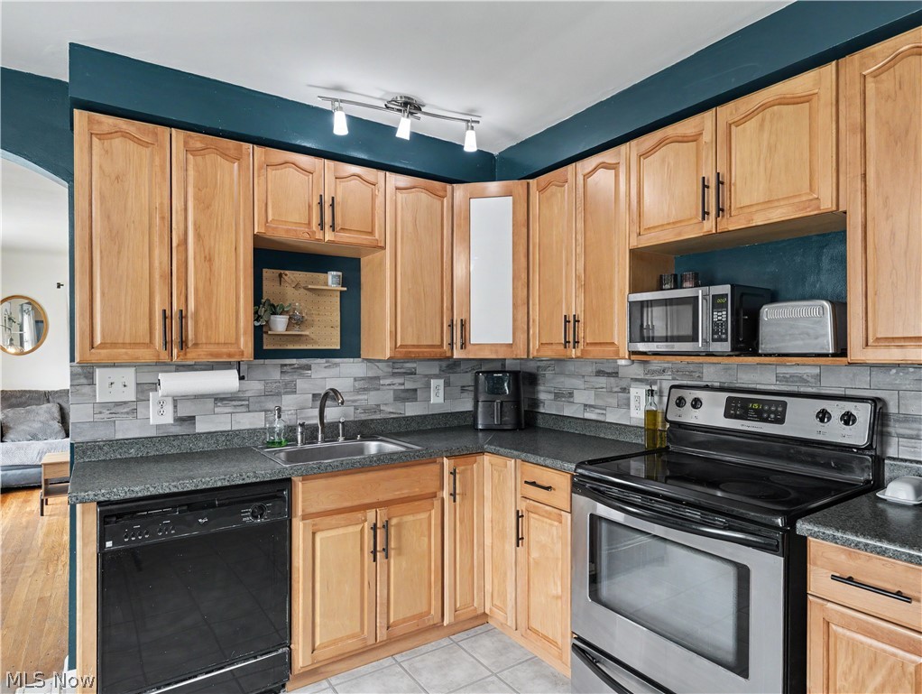 6106 Pelham Drive Parma OH 44129