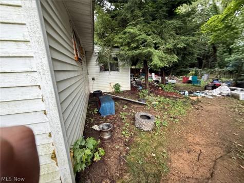 3028 Douglas Street Ravenna OH 44266