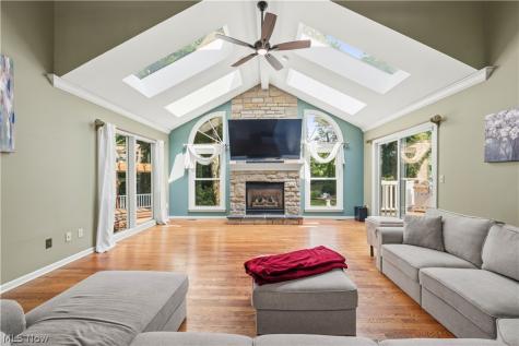 2537 Fox Circle Stow OH 44224