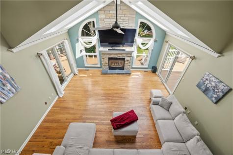 2537 Fox Circle Stow OH 44224