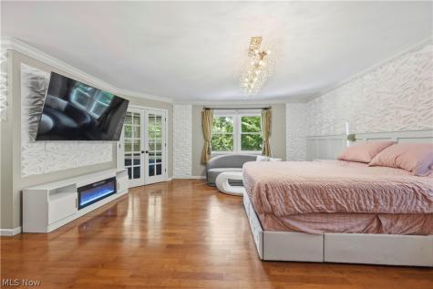 2537 Fox Circle Stow OH 44224