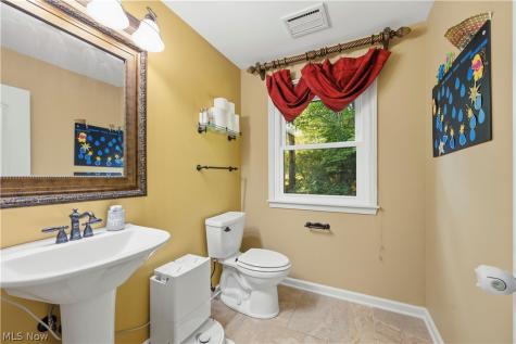 2537 Fox Circle Stow OH 44224