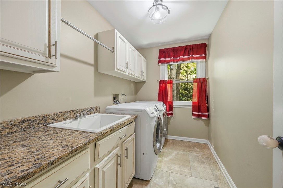 2537 Fox Circle Stow OH 44224
