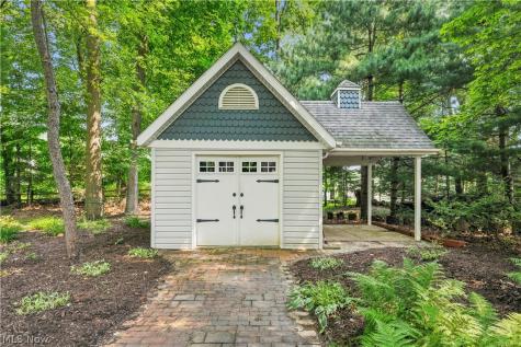 2537 Fox Circle Stow OH 44224