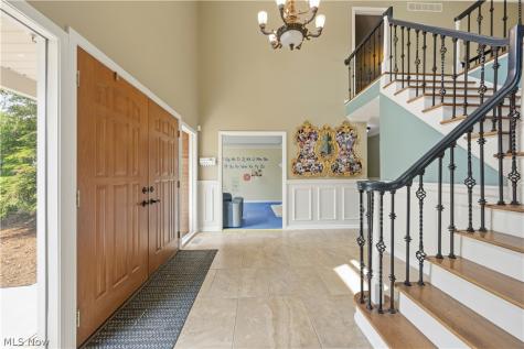 2537 Fox Circle Stow OH 44224