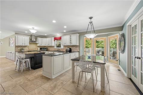 2537 Fox Circle Stow OH 44224
