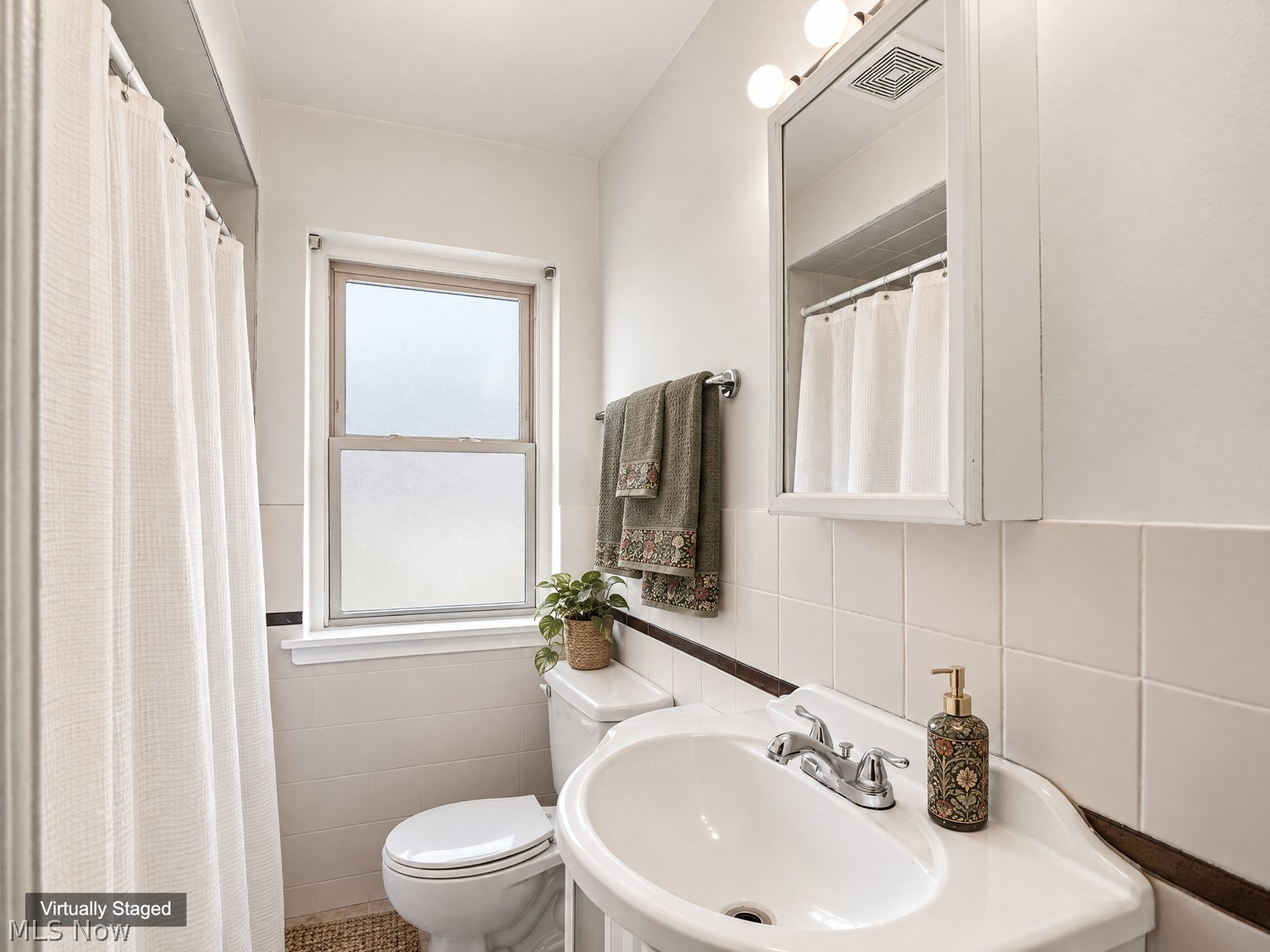 7185 Broadview Road Seven Hills OH 44131