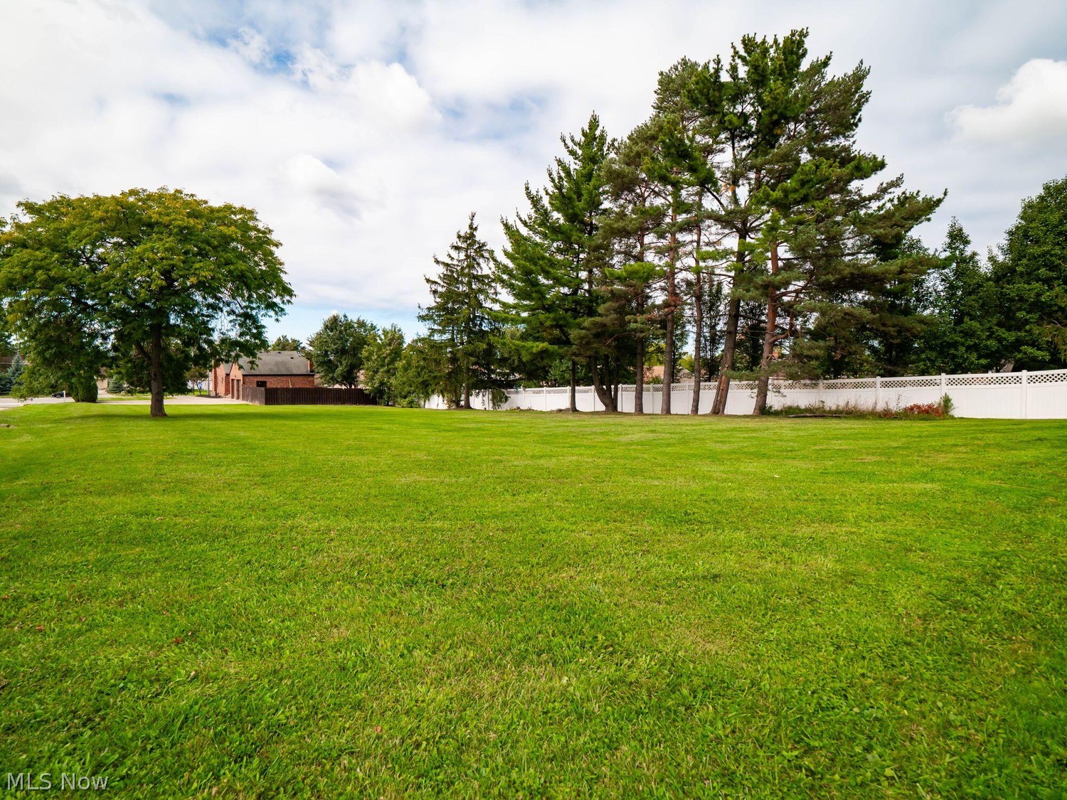 7185 Broadview Road Seven Hills OH 44131