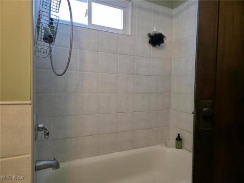 1425 Crescent Road SW Canton OH 44710
