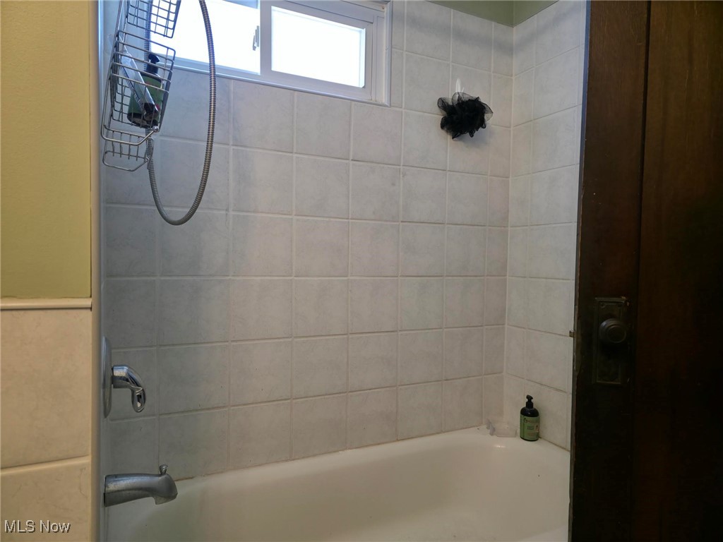 1425 Crescent Road SW Canton OH 44710