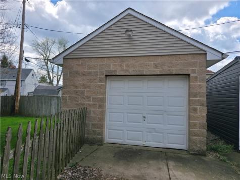 1425 Crescent Road SW Canton OH 44710