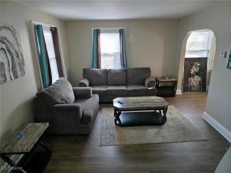 1425 Crescent Road SW Canton OH 44710