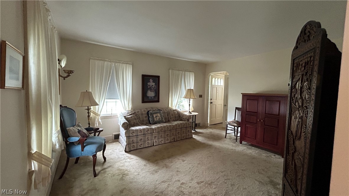 115 Cummings Avenue Geneva OH 44041