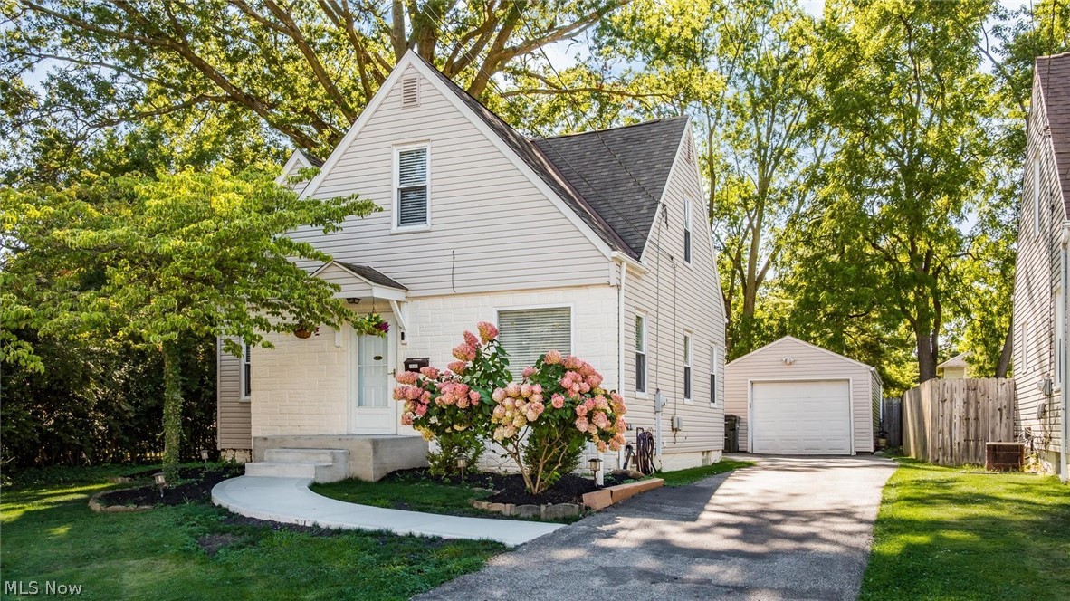 1532 12th Street Cuyahoga Falls OH 44223