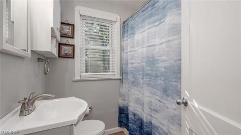 1532 12th Street Cuyahoga Falls OH 44223