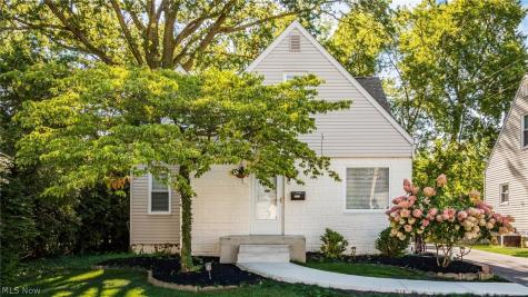 1532 12th Street Cuyahoga Falls OH 44223