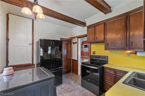1274 Woodland Avenue NW Canton OH 44703