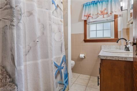 1274 Woodland Avenue NW Canton OH 44703