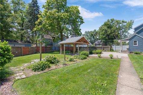 1274 Woodland Avenue NW Canton OH 44703