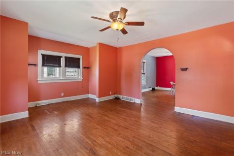 1274 Woodland Avenue NW Canton OH 44703