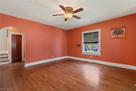 1274 Woodland Avenue NW Canton OH 44703