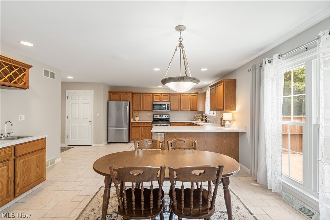 5325 Sycamore Hill Drive New Middletown OH 44442