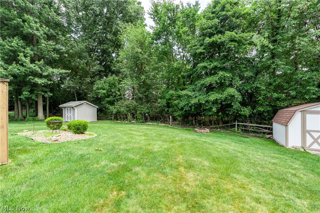 5325 Sycamore Hill Drive New Middletown OH 44442