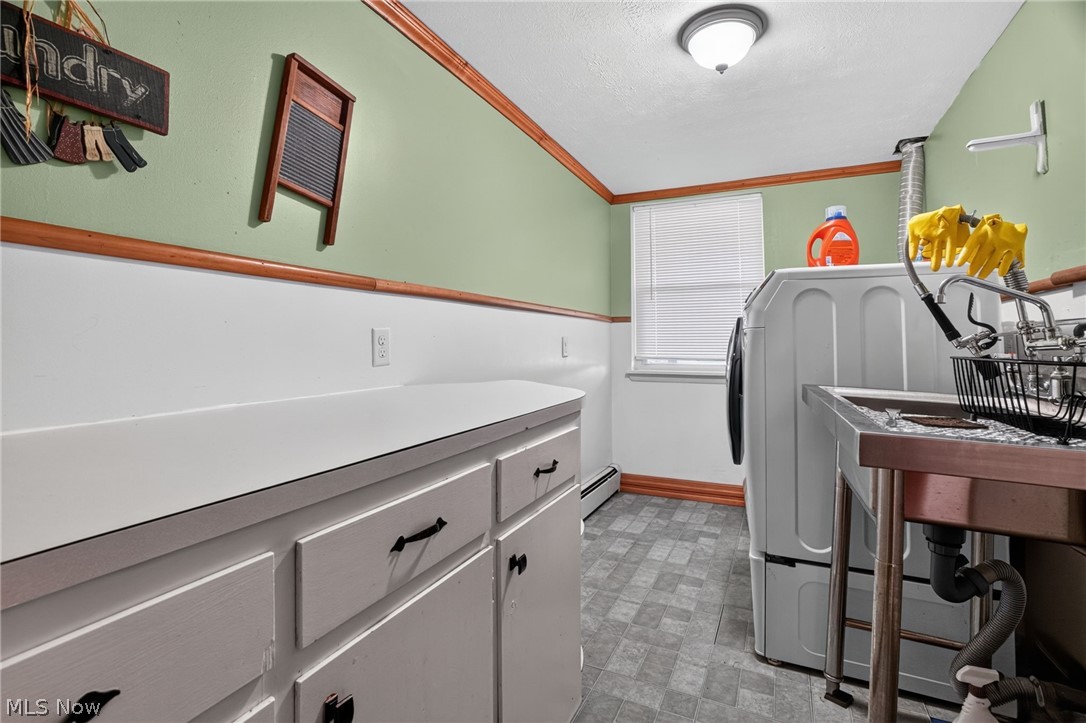 668 S Broadway Harpersfield OH 44041