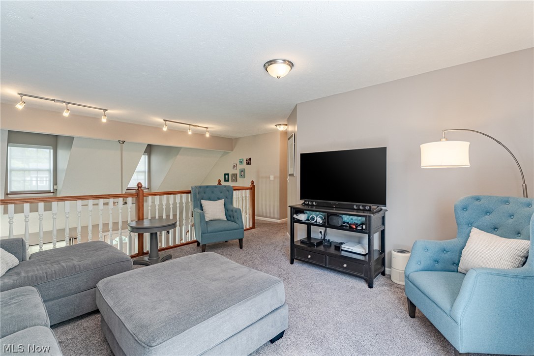 106 Saw Mill Bend Chardon OH 44024