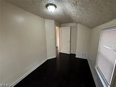 476 Keck Street Akron OH 44305