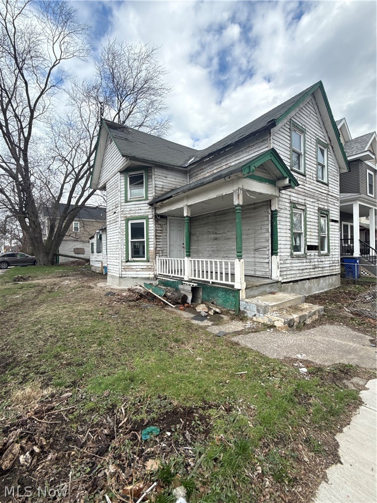 3520 Siam Avenue Cleveland OH 44113