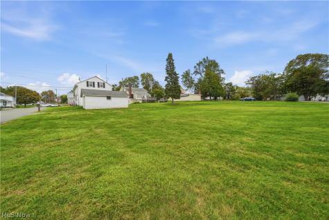 9787 Cleveland Avenue NW Uniontown OH 44685