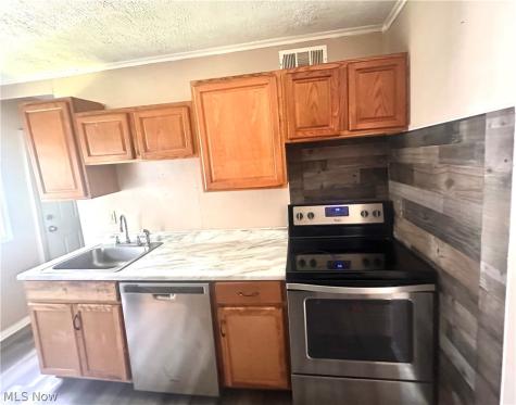 3877 Tacoma Avenue Lorain OH 44055