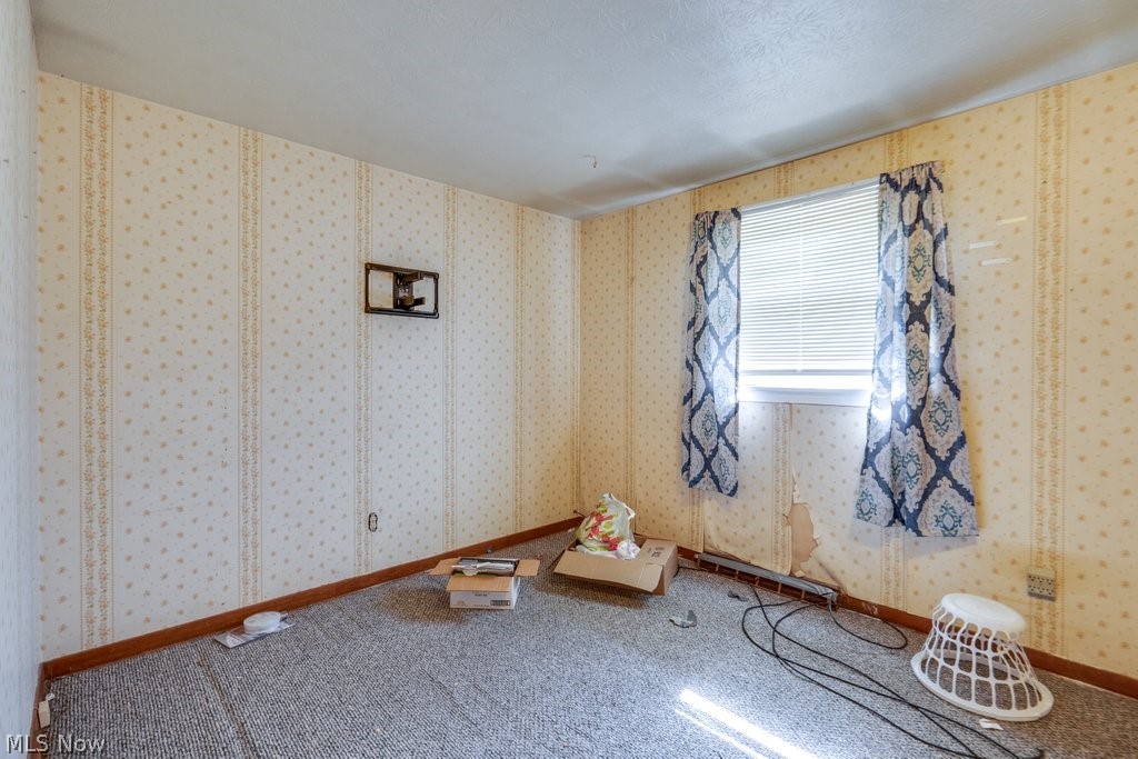 5622 Brentwood Avenue NW North Canton OH 44720