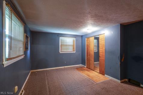5622 Brentwood Avenue NW North Canton OH 44720